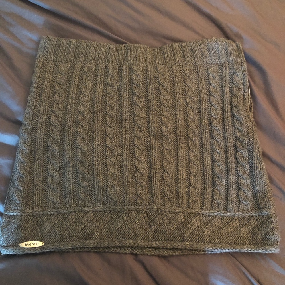 Everest Wool skirt